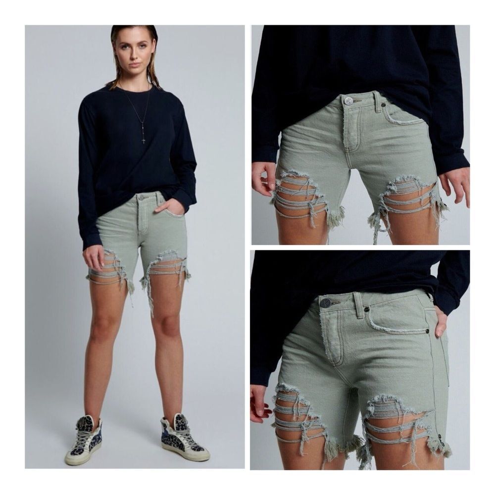 NWT 24-RUNs BIG 27! Green One Teaspoon Khaki Stevies Slim-Fit Boyfriend Short